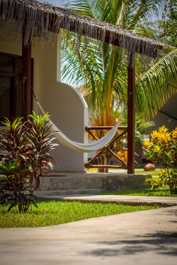 La Choza Bungalows Тамбо-Гранде Экстерьер фото